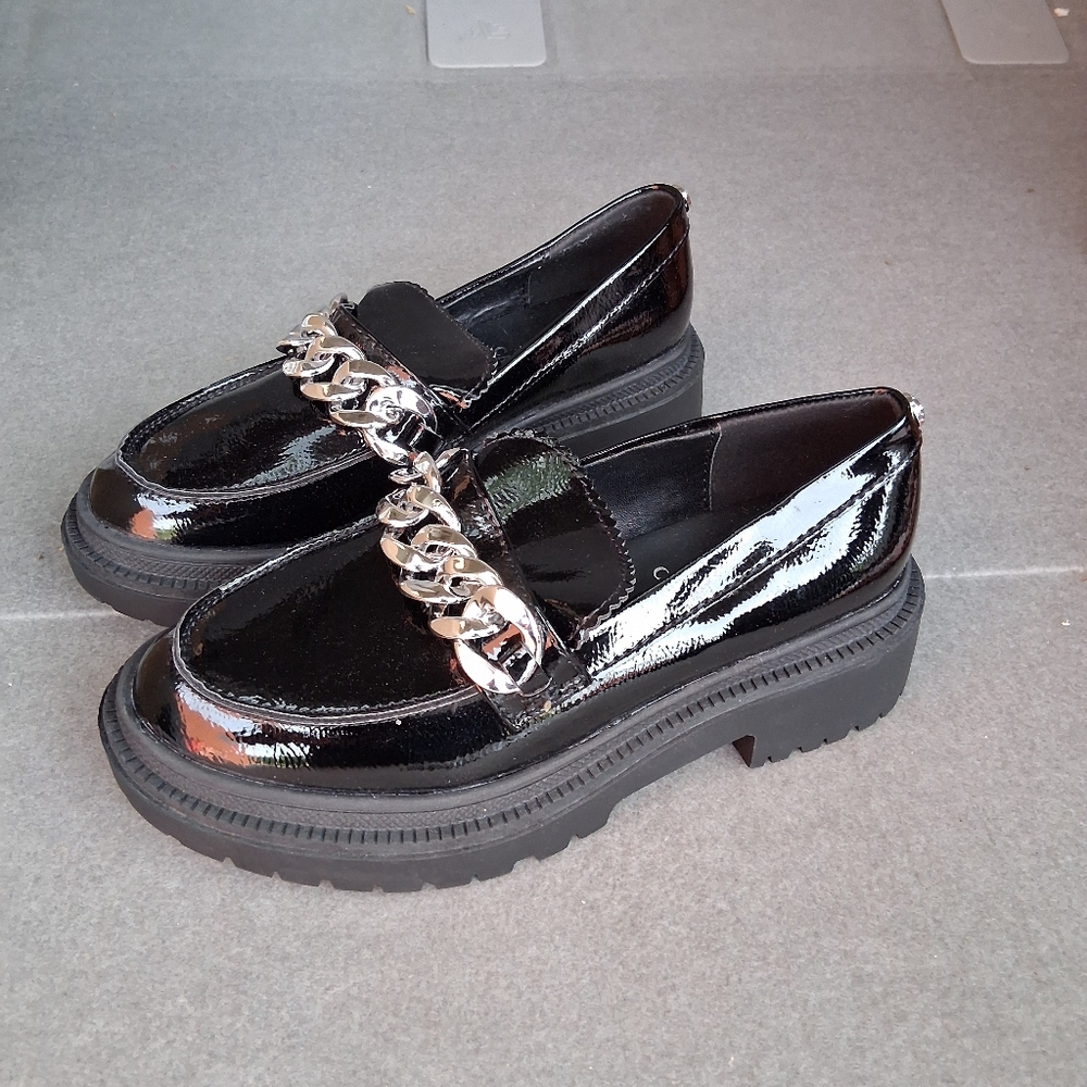 Vince Camuto Black and Silver Loafers with Chunky Sole - Picture 4 of 4